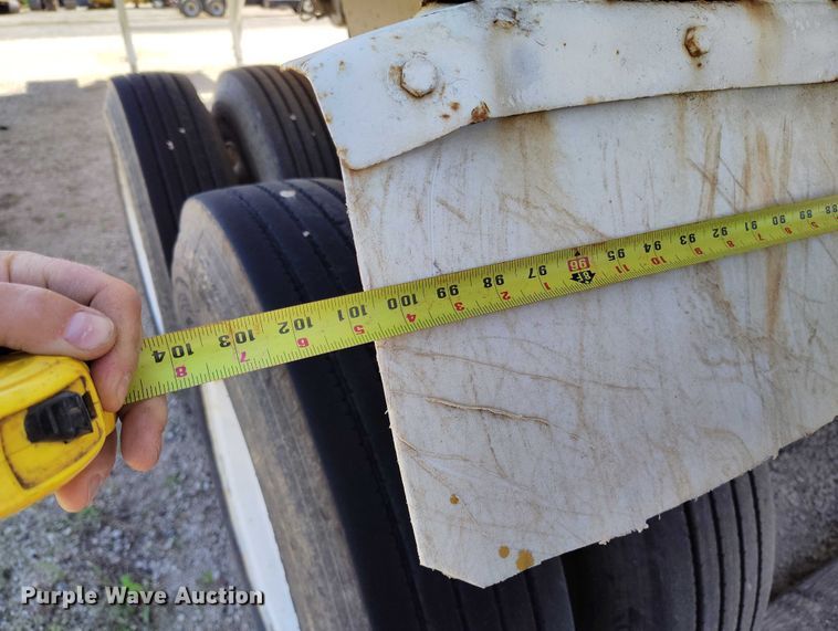 image for item DP4975 1999 Freuehauf end dump trailer