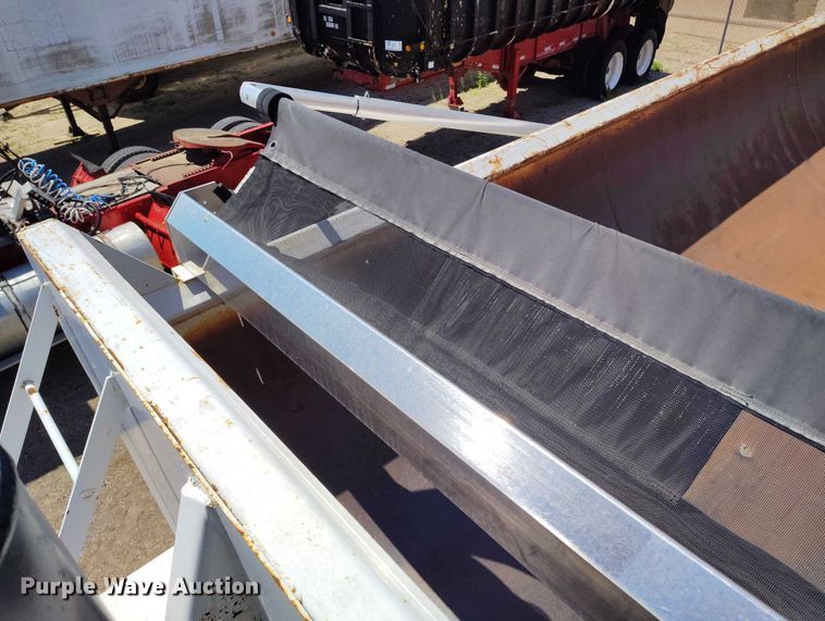 image for item DP4975 1999 Freuehauf end dump trailer