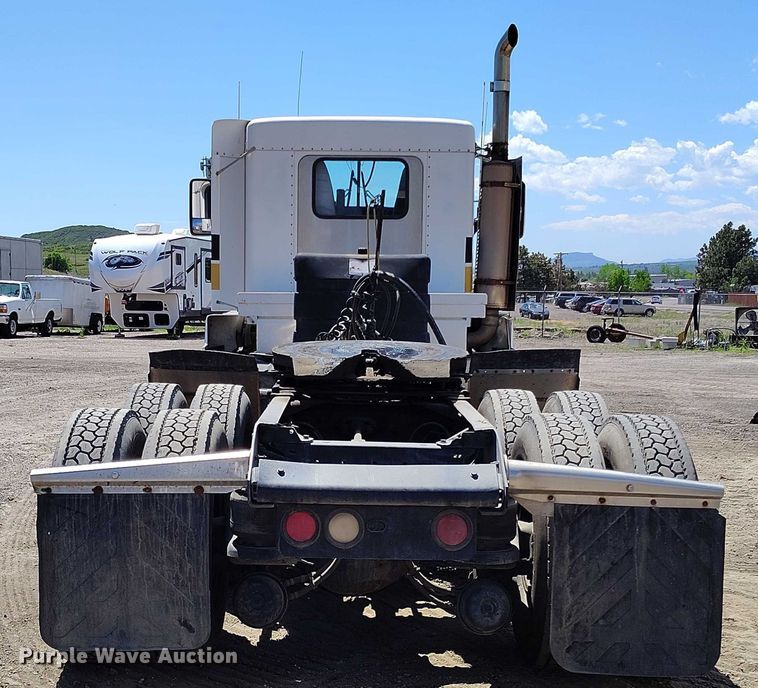 image for item DP4976 1994 Kenworth T600 semi truck