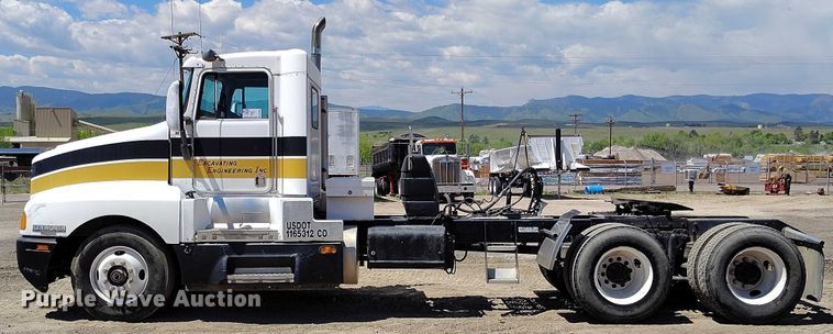 image for item DP4976 1994 Kenworth T600 semi truck