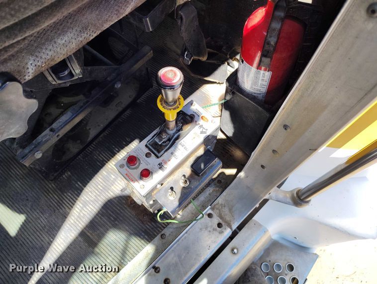 image for item DP4976 1994 Kenworth T600 semi truck