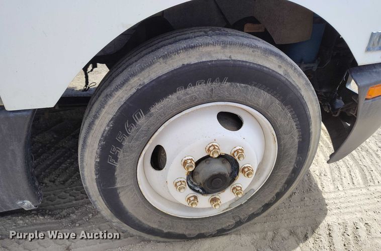 image for item DP4976 1994 Kenworth T600 semi truck