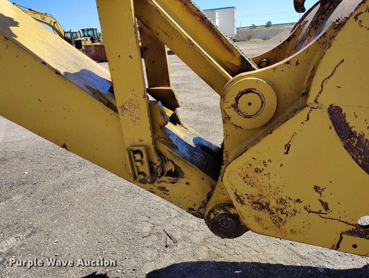 image for item DP4979 1977 Caterpillar 235 excavator