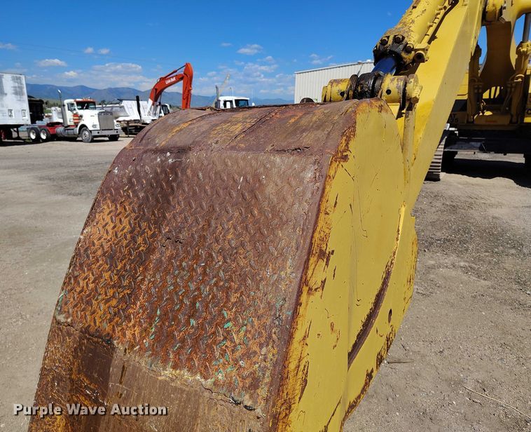 image for item DP4979 1977 Caterpillar 235 excavator