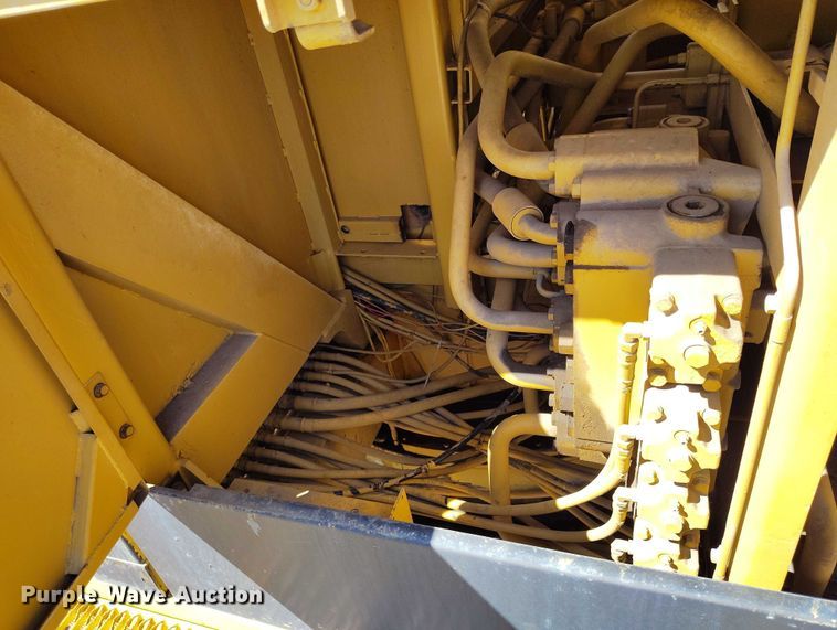 image for item DP4979 1977 Caterpillar 235 excavator