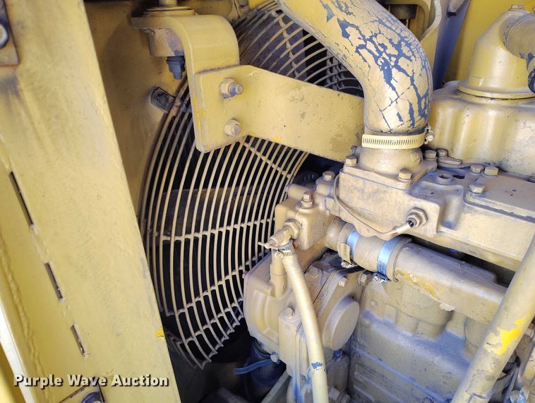 image for item DP4979 1977 Caterpillar 235 excavator