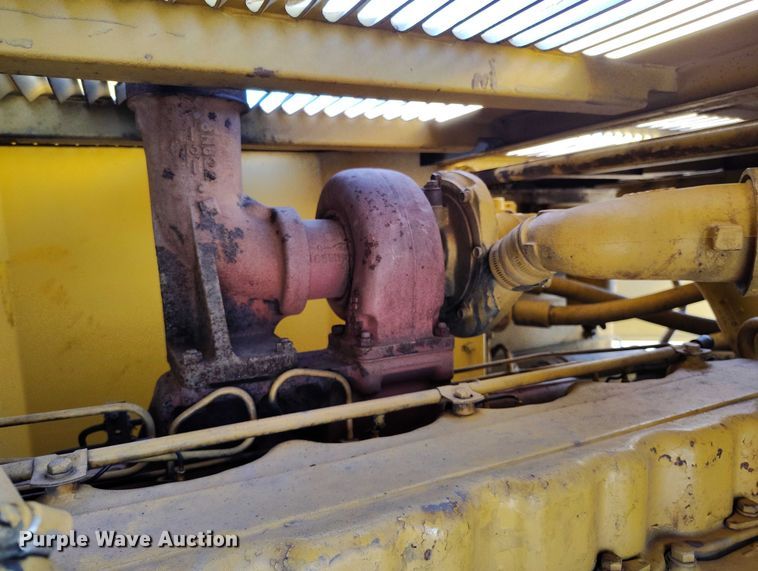 image for item DP4979 1977 Caterpillar 235 excavator