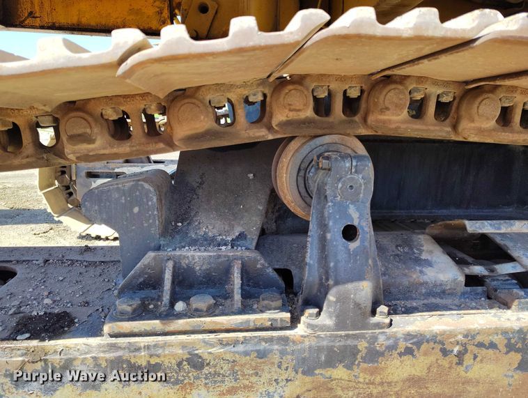 image for item DP4979 1977 Caterpillar 235 excavator