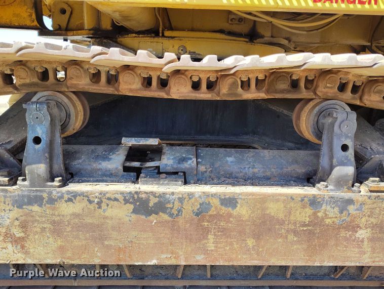 image for item DP4979 1977 Caterpillar 235 excavator