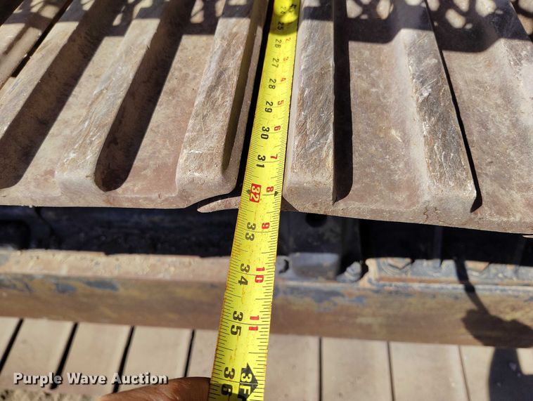 image for item DP4979 1977 Caterpillar 235 excavator