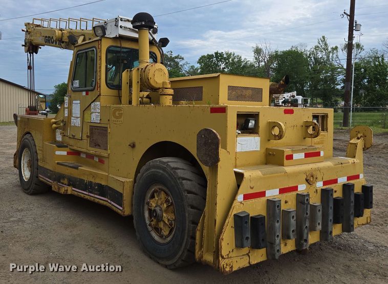 image for item DP6382 Grove IND-1012 crane