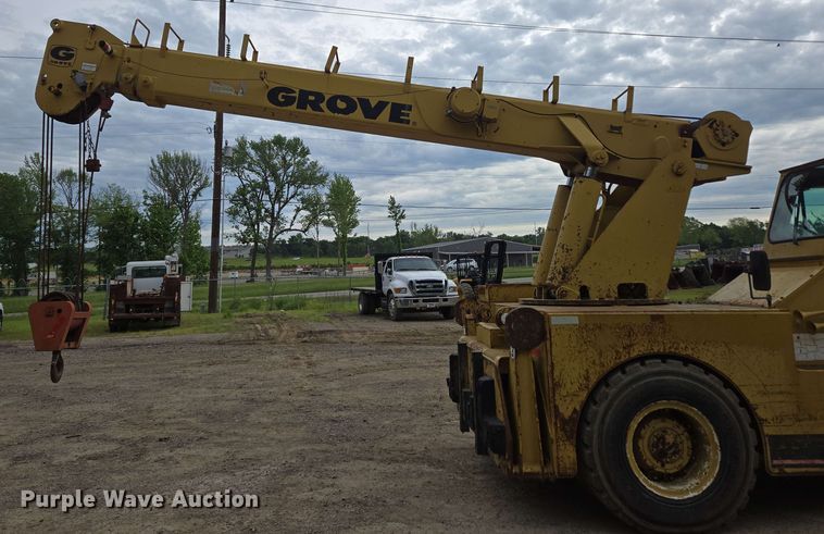 image for item DP6382 Grove IND-1012 crane
