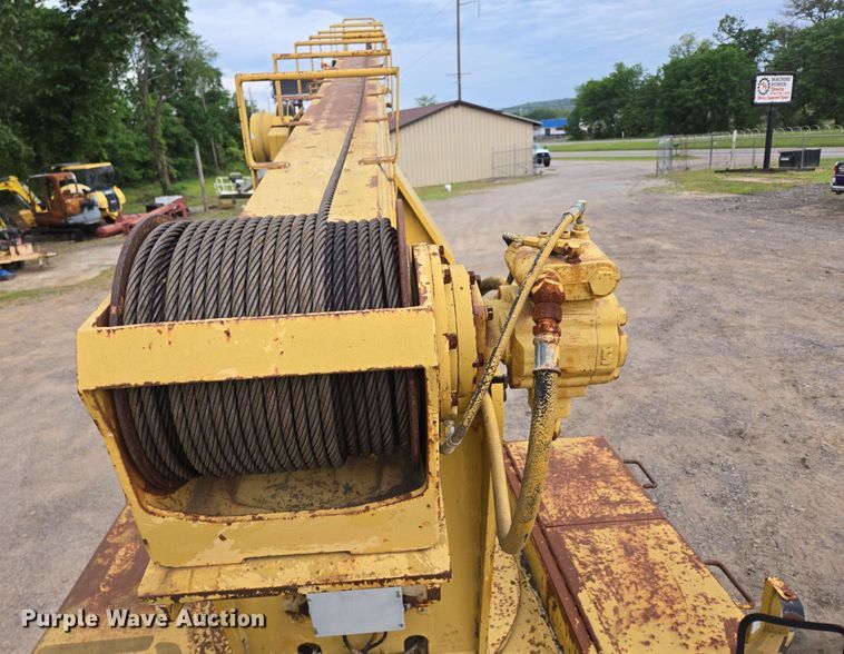 image for item DP6382 Grove IND-1012 crane