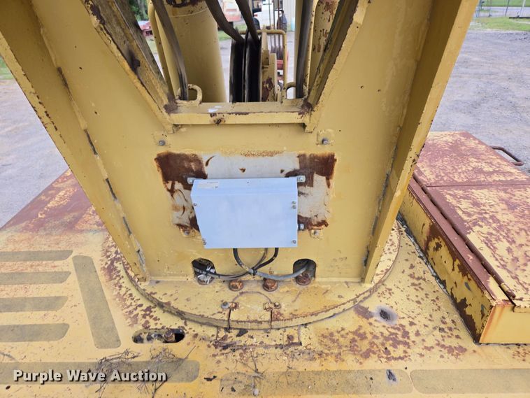 image for item DP6382 Grove IND-1012 crane