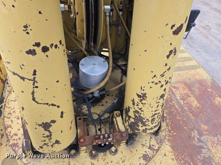 image for item DP6382 Grove IND-1012 crane