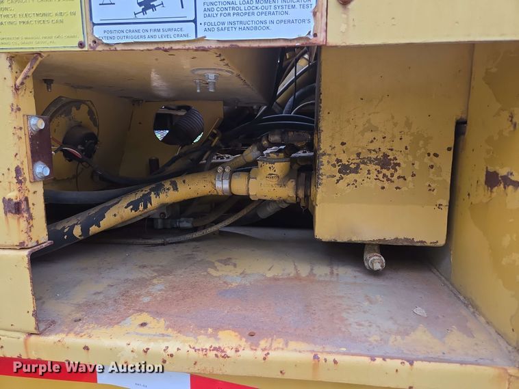 image for item DP6382 Grove IND-1012 crane