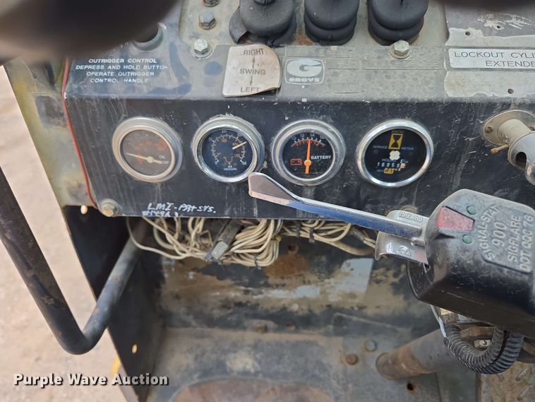 image for item DP6382 Grove IND-1012 crane