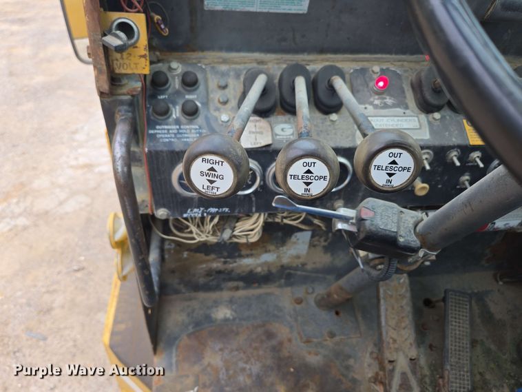 image for item DP6382 Grove IND-1012 crane