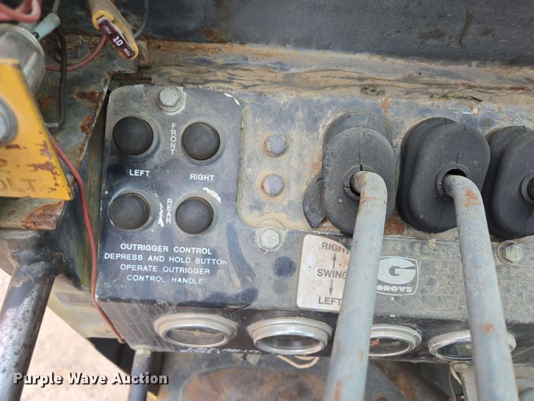 image for item DP6382 Grove IND-1012 crane