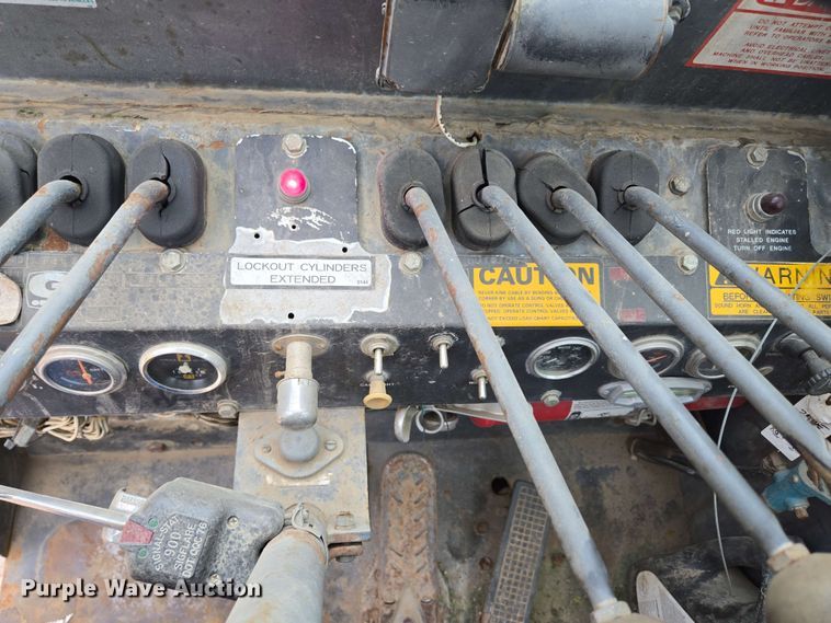 image for item DP6382 Grove IND-1012 crane