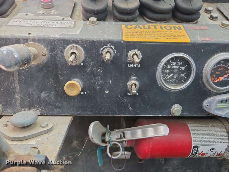 image for item DP6382 Grove IND-1012 crane