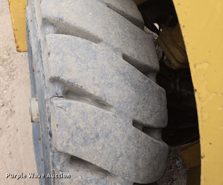 image for item DP6382 Grove IND-1012 crane