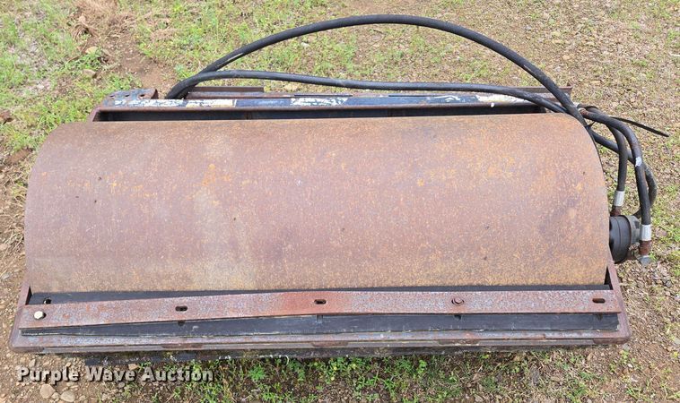 image for item DP6385 Bobcat 48 SM Roller skid steer vibratory roller