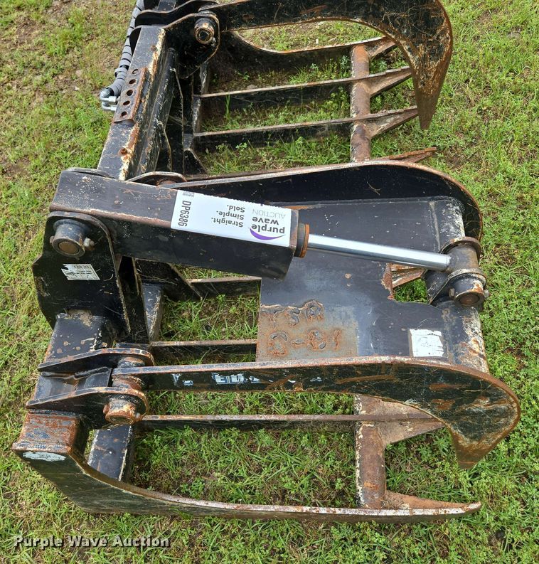 image for item DP6386 Blue Diamond 106145 skid steer rock grapple bucket