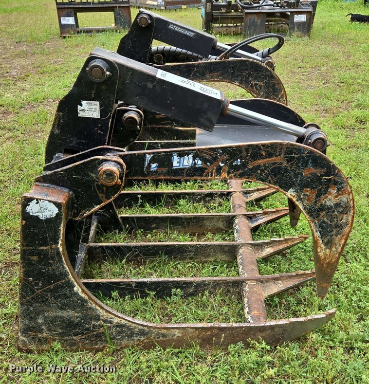 image for item DP6386 Blue Diamond 106145 skid steer rock grapple bucket