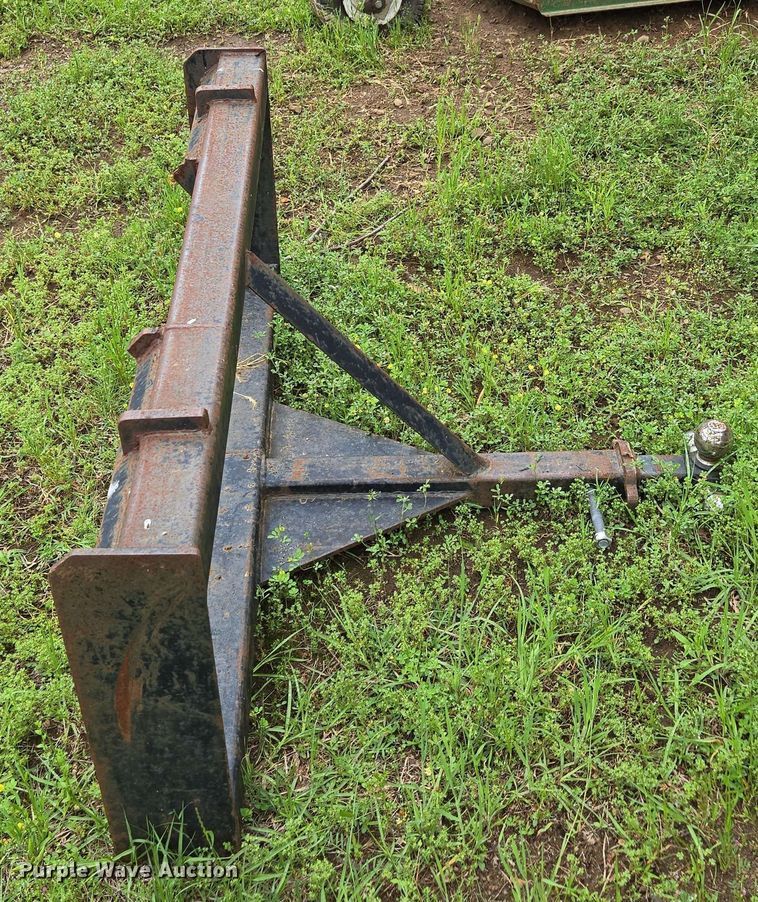image for item DP6389 Skid steer receiver hitch