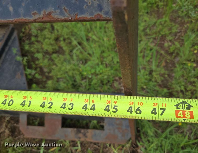 image for item DP6389 Skid steer receiver hitch