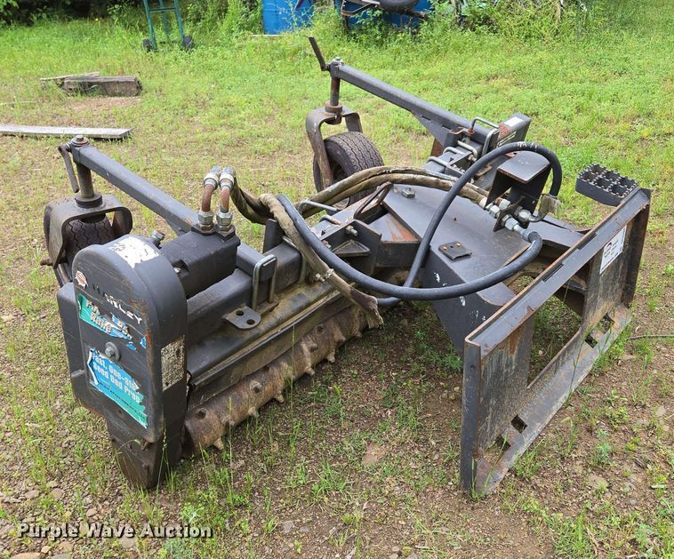 image for item DP6394 Harley M6M skid steer power rake