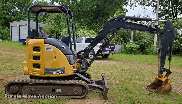image for item DP6397 John Deere 35G mini excavator