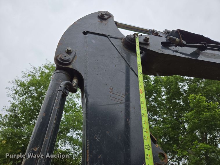 image for item DP6397 John Deere 35G mini excavator