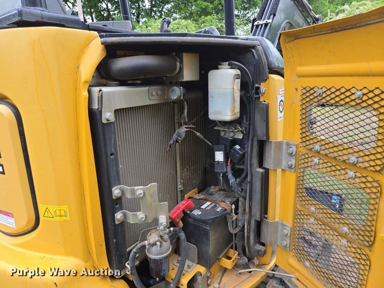 image for item DP6397 John Deere 35G mini excavator