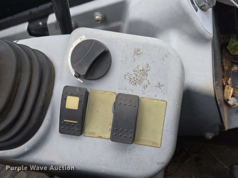 image for item DP6397 John Deere 35G mini excavator