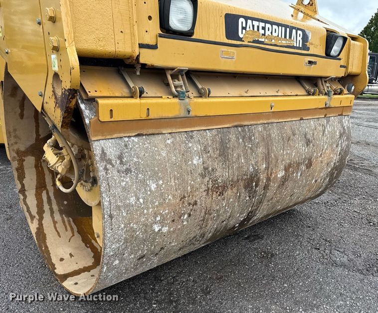 image for item DS3726 2009 Caterpillar CB 534D XW double drum vibratory roller