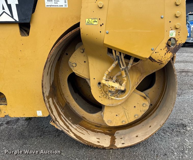 image for item DS3726 2009 Caterpillar CB 534D XW double drum vibratory roller
