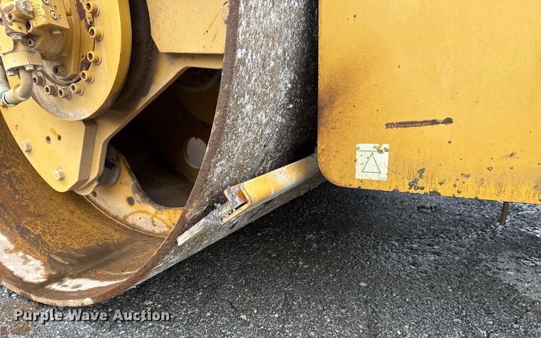 image for item DS3726 2009 Caterpillar CB 534D XW double drum vibratory roller