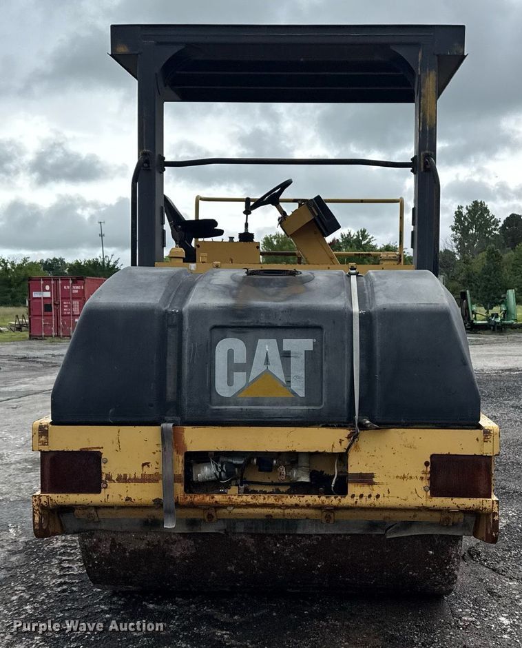 image for item DS3727 1997 Caterpillar CB 534C double drum vibratory roller