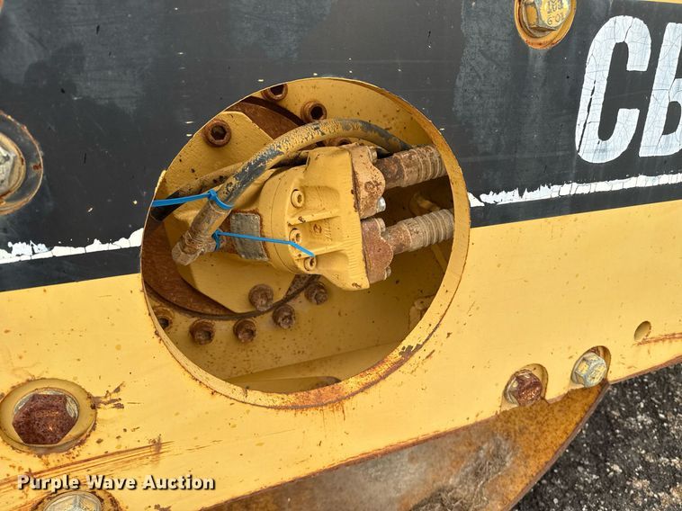 image for item DS3727 1997 Caterpillar CB 534C double drum vibratory roller