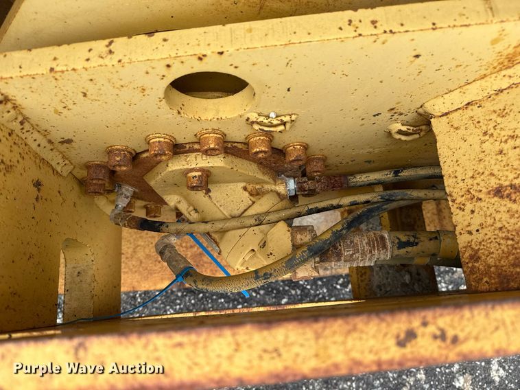 image for item DS3727 1997 Caterpillar CB 534C double drum vibratory roller