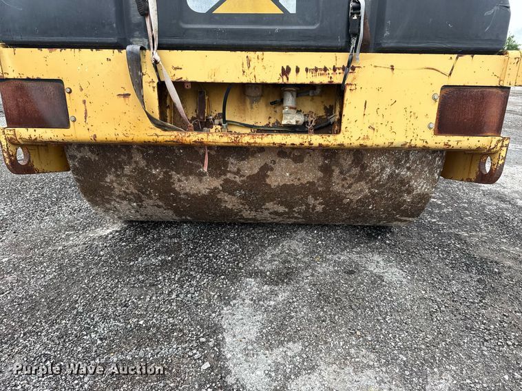 image for item DS3727 1997 Caterpillar CB 534C double drum vibratory roller