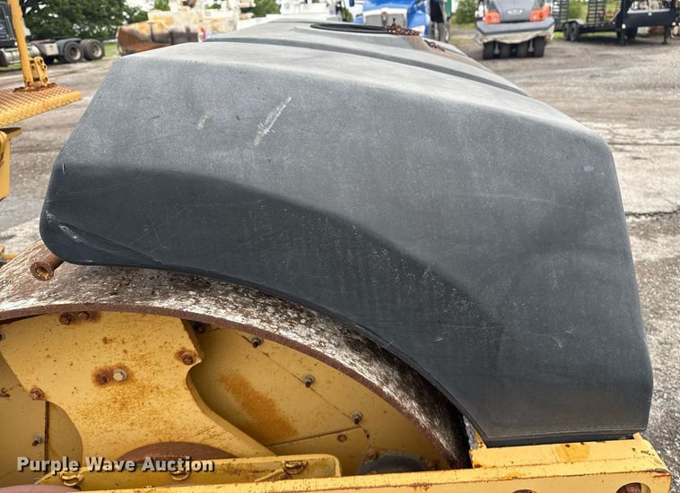 image for item DS3727 1997 Caterpillar CB 534C double drum vibratory roller