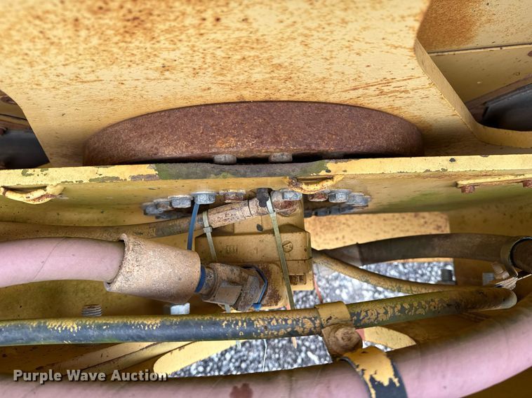 image for item DS3727 1997 Caterpillar CB 534C double drum vibratory roller