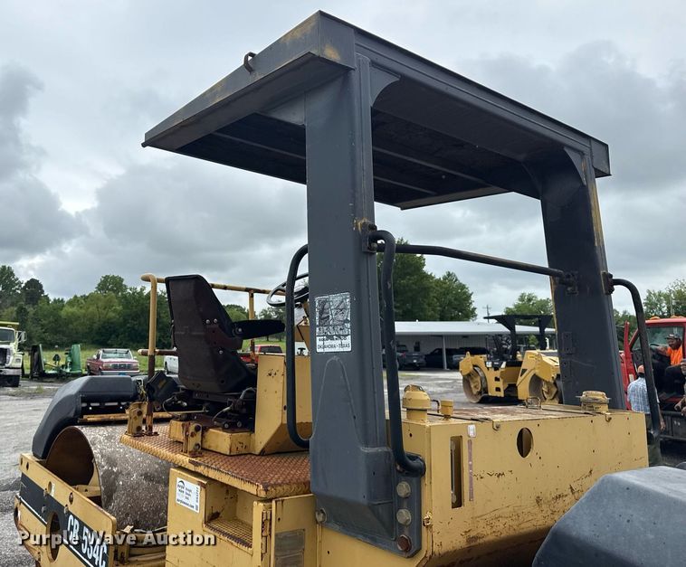 image for item DS3727 1997 Caterpillar CB 534C double drum vibratory roller