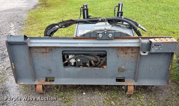 image for item DS3728 2012 Bobcat 24PLA skid steer cold planer