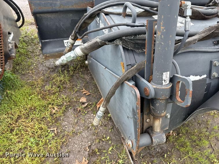 image for item DS3728 2012 Bobcat 24PLA skid steer cold planer