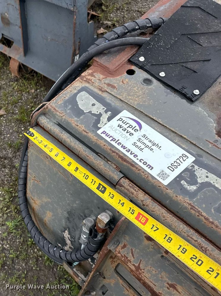 image for item DS3729 2012 Bobcat Sweeper skid steer sweeper