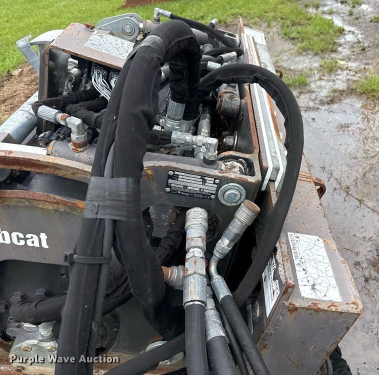 image for item DS3730 2012 Bobcat 40 Hyd Planer skid steer cold planer